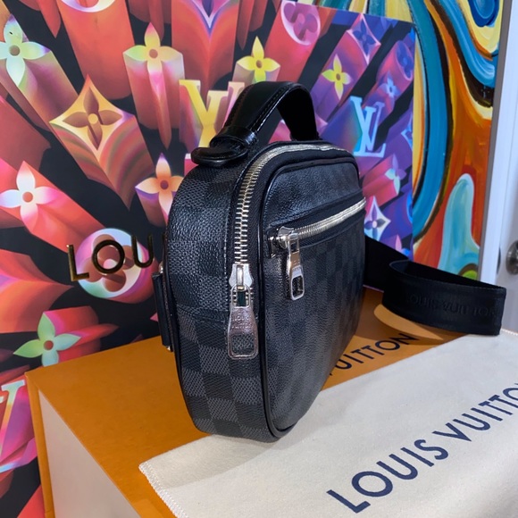 🛑SOLD🛑🔥🔥🔥Louis Vuitton Ambler Damier Graphite Bum Bag/Crossbody Bag - Picture 7 of 16